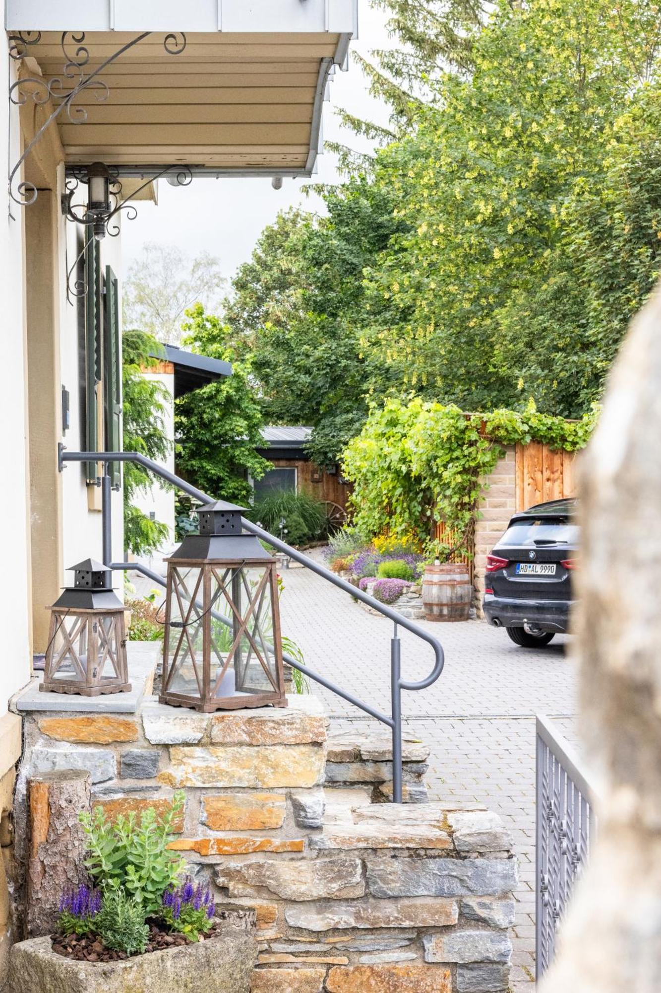 Heimatlodge Sinsheim Ngoại thất bức ảnh