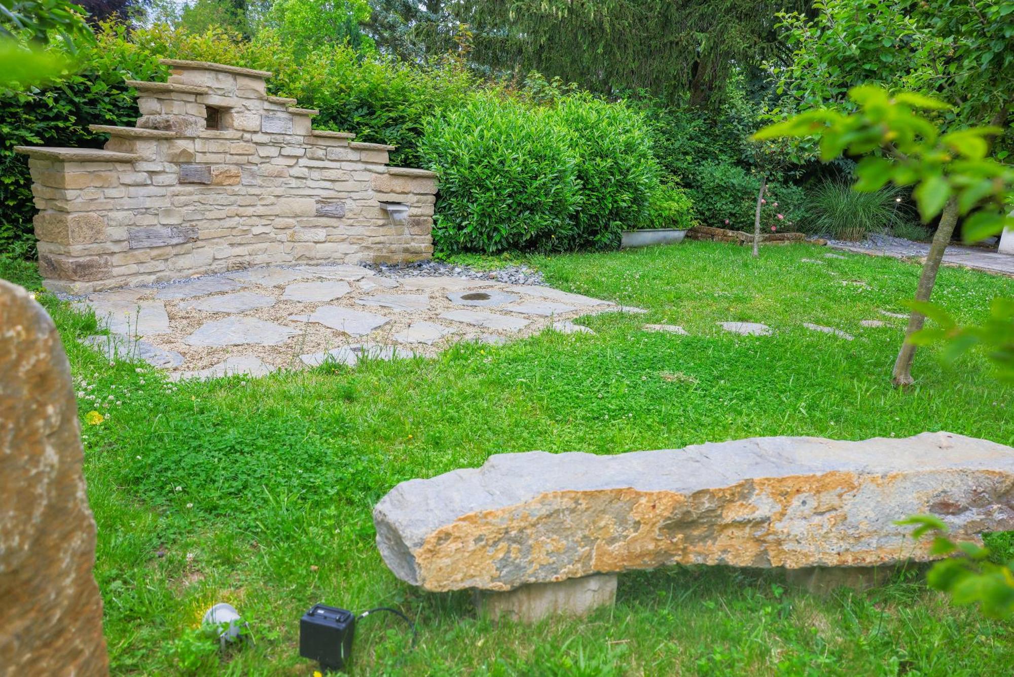Heimatlodge Sinsheim Ngoại thất bức ảnh