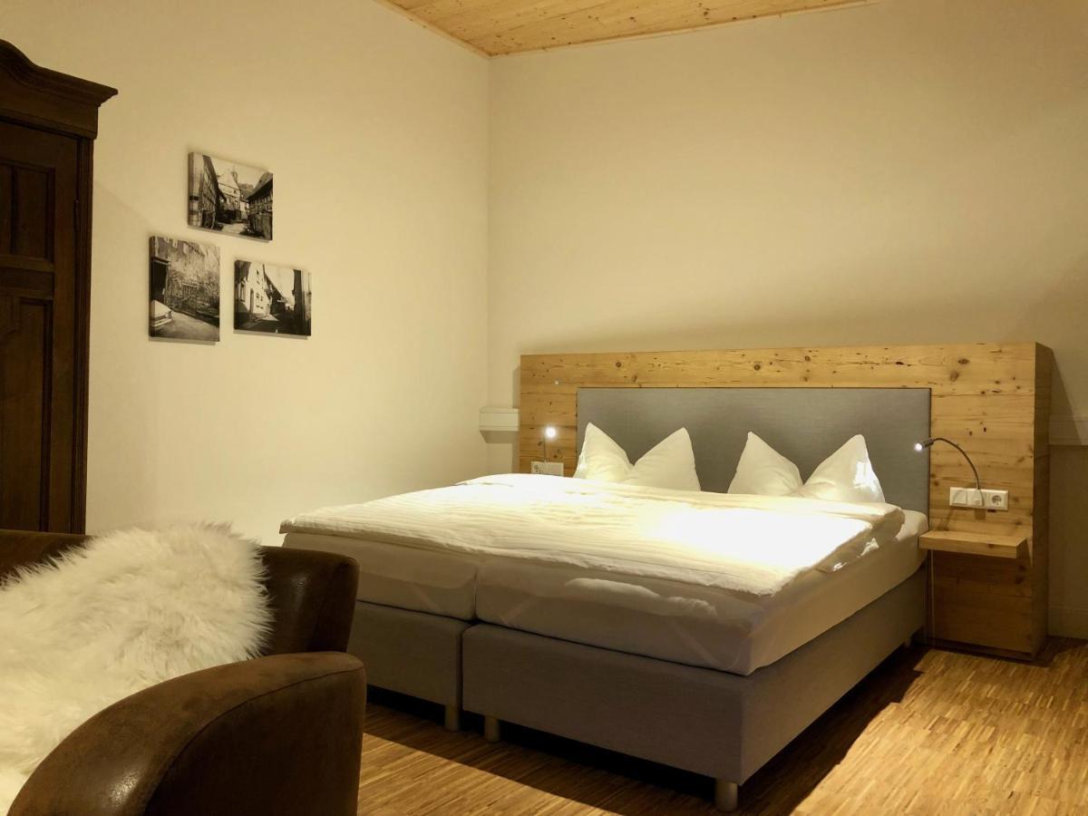 Heimatlodge Sinsheim Ngoại thất bức ảnh